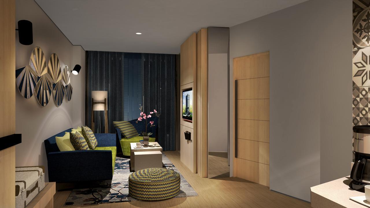 Novotel Karawang Exterior foto
